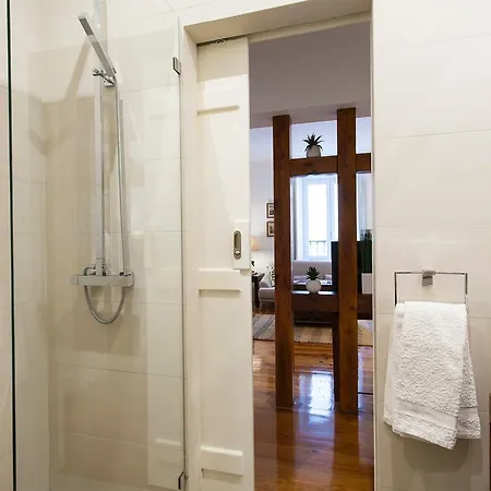 Charming In Alfama 아파트 *